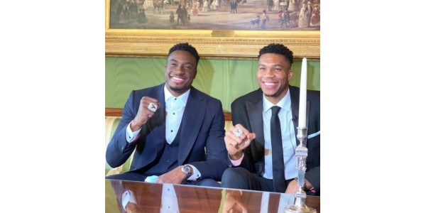 Antetokounmpo taler dominerende